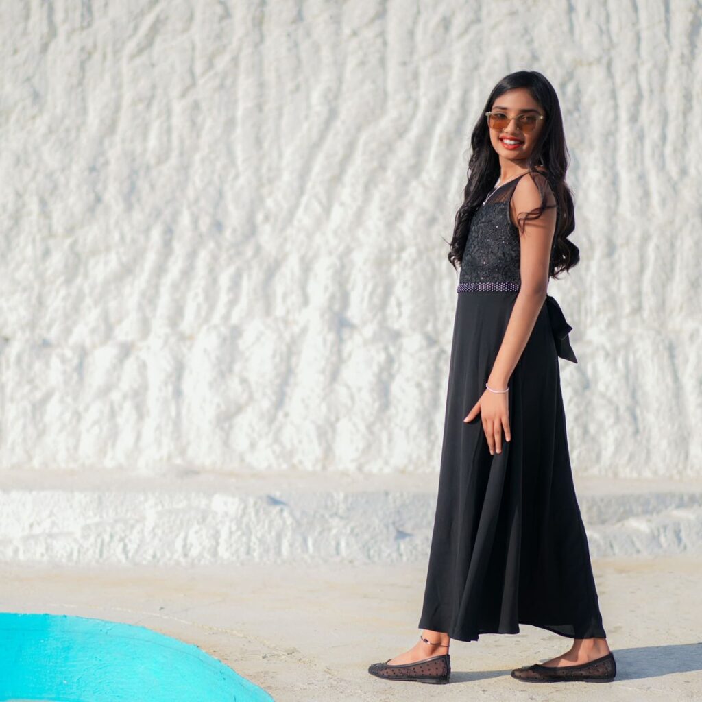 Gahana poses gracefully in a vibrant half-saree, radiating joy during her pre-shoot.