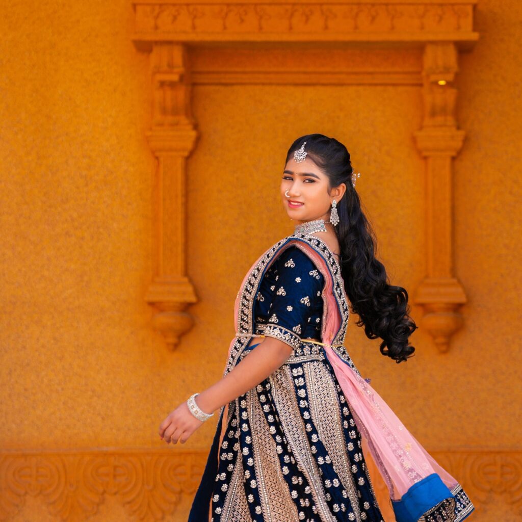 Nidhi and Nihaan performing to their exclusive family song sung by Geetha Madhuri during their pre-shoot.